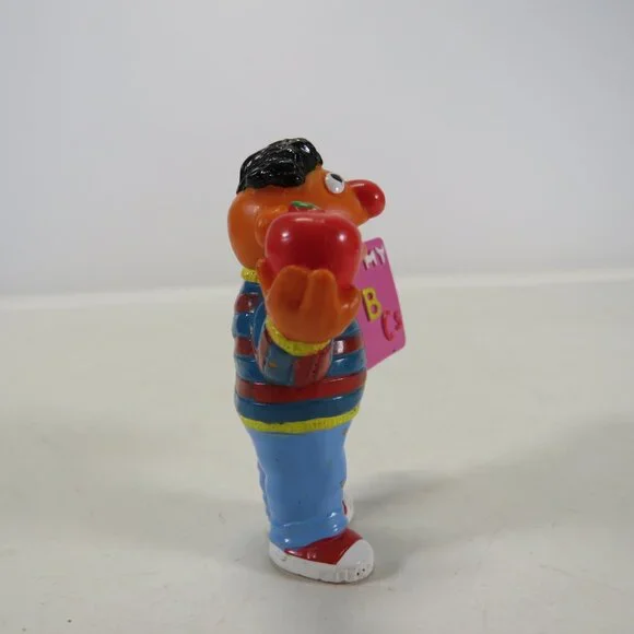 Ernie School Sesame Street Figure 2.5" tall - Picture 6 of 9